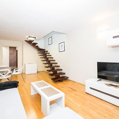 Radziwillowska Old Town Deluxe Apartment Wawelofts Kraków Zewnętrze zdjęcie
